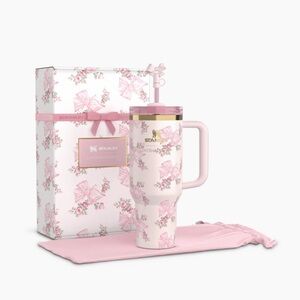 NIB 40oz Rosa Beaux Love Shack Fancy Stanley